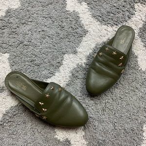 MICHAEL KORS | Olive Natasha Mules Star Charms
